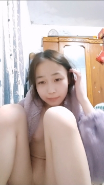 18岁嫩妹萝莉微毛粉穴手指扣弄！#直播